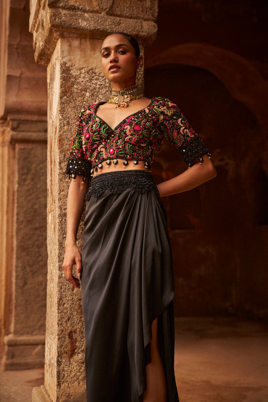 MULTICOLORED EMBROIDERED BLOUSE WITH DUSK DRAPE SKIRT SET