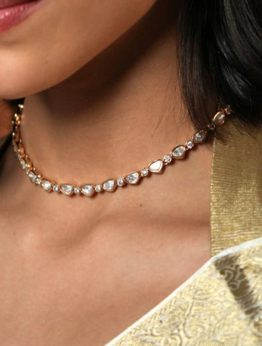 DEVIKA SMALL UNEVEN POLKI SINGLE LINE NECKLACE