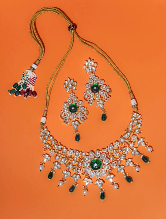 GREEN SEMI-PRECIOUS STONE AND BASRA MOTI NECKLACE AND EARRINGSSS SET