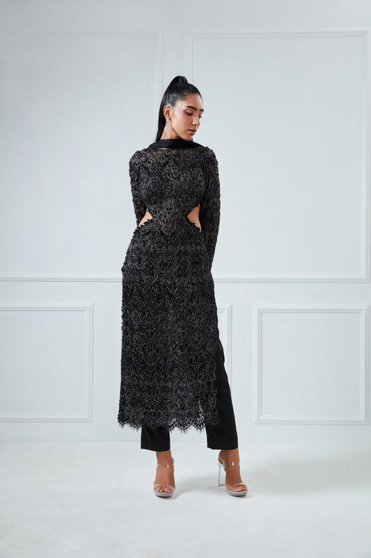 BLACK KURTA AND PANTS SET