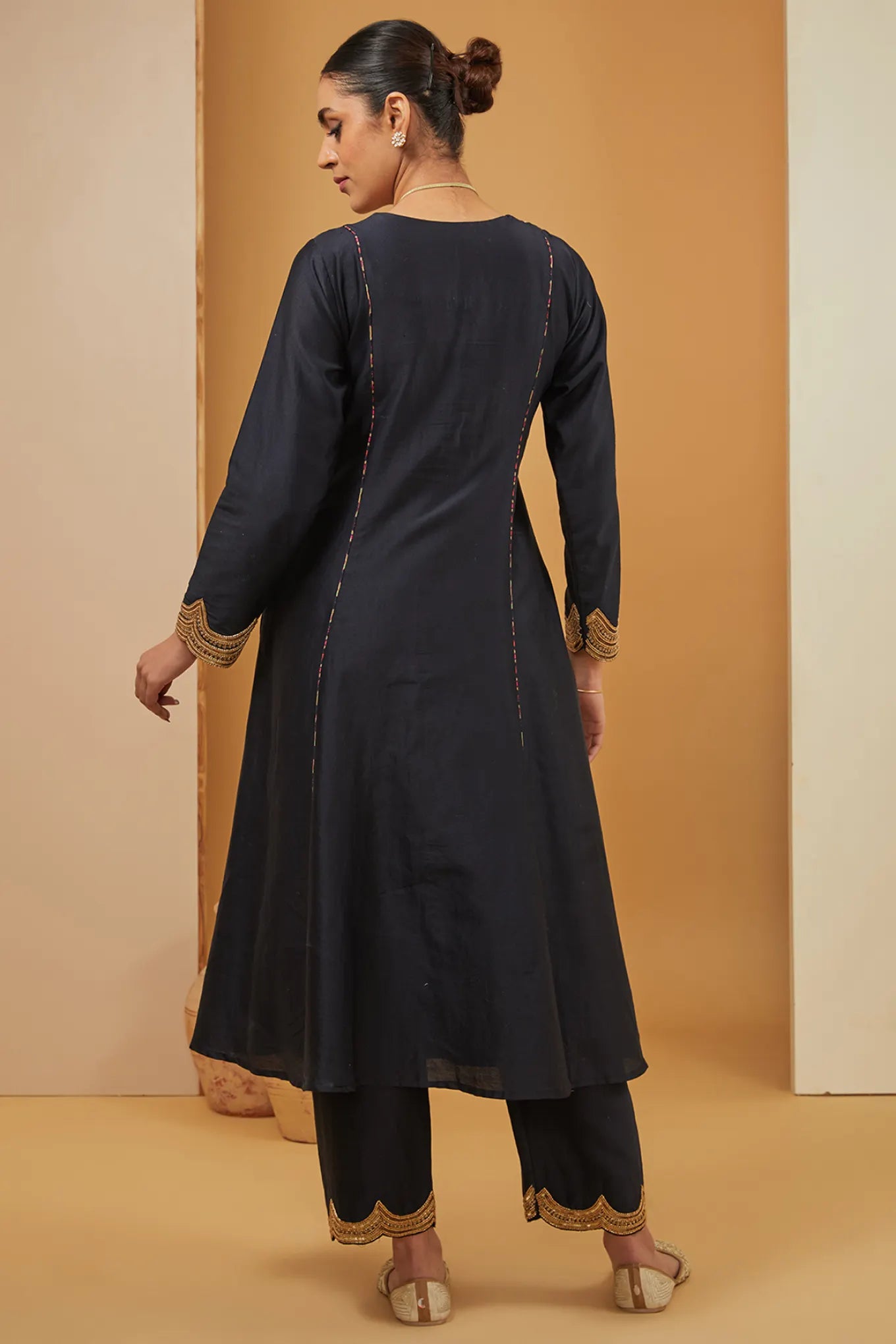BLACK KURTA SET