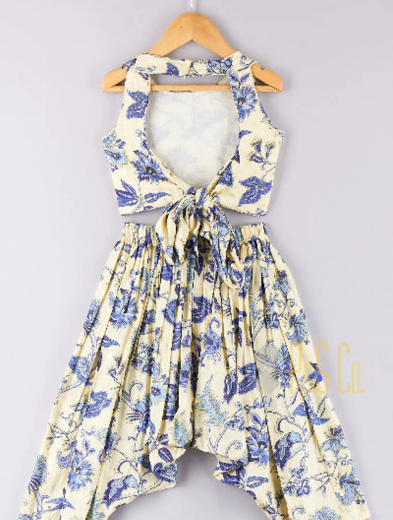 Printed Halter neck Top with Harem Pants