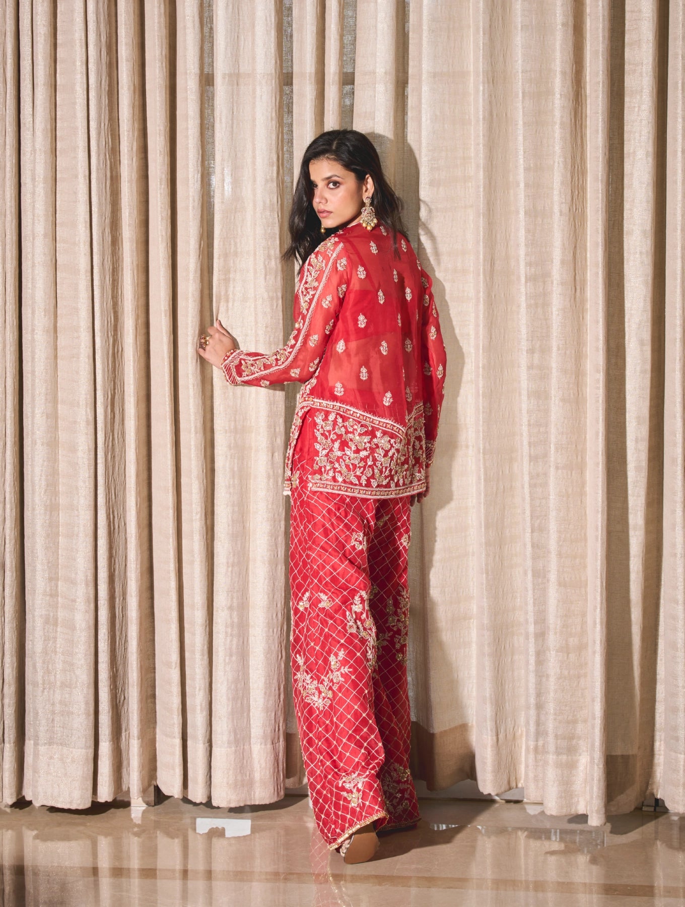 RED ORGANZA KURTA AND PANTS