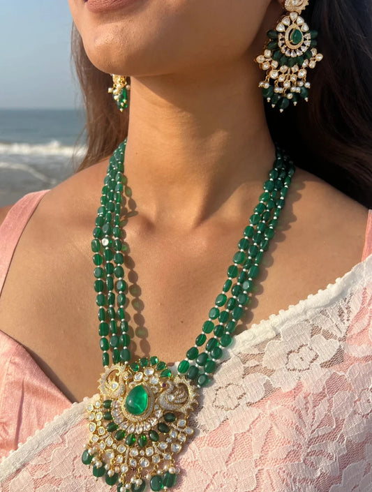 TARA EMERALD GREEN SEMI PRECIOUS STONE NECKLACE WITH LONG POLKI EARRINGSSS
