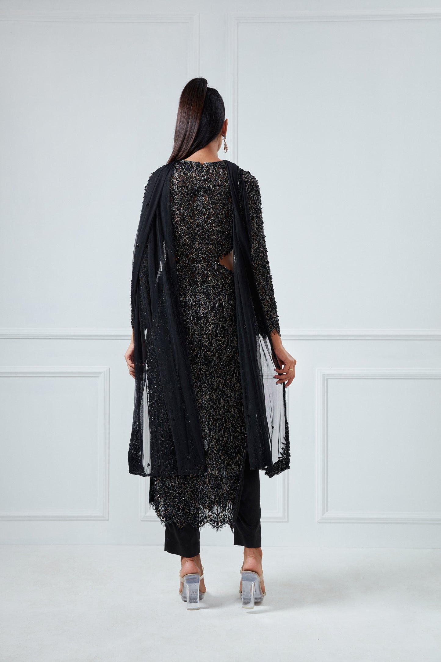 BLACK KURTA AND PANTS SET